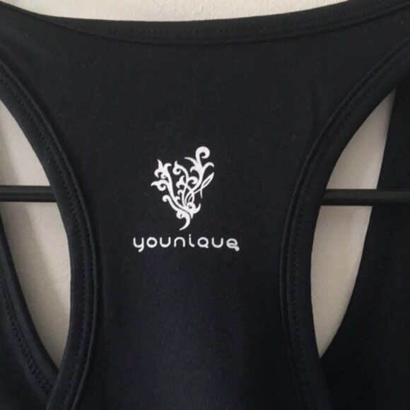 NWT Women's XL Stretch Black Tank Shelf Bra Racerback Scroll Logo Slimming Comfy - Picture 1 of 5